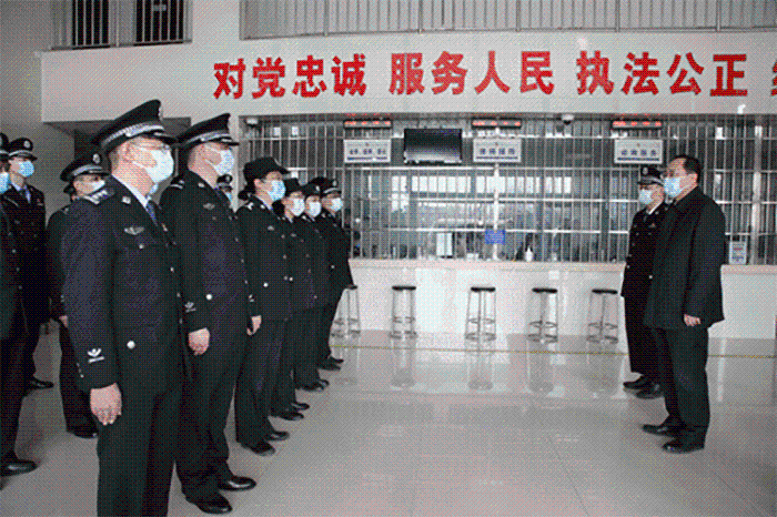 640-(1).gif 640-(1).gif