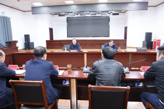 C01A9053.JPG C01A9053.JPG