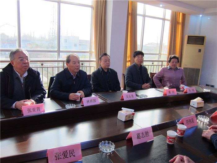 12月2日下午,省法学会会长林祥国,副会长吴乐勇率