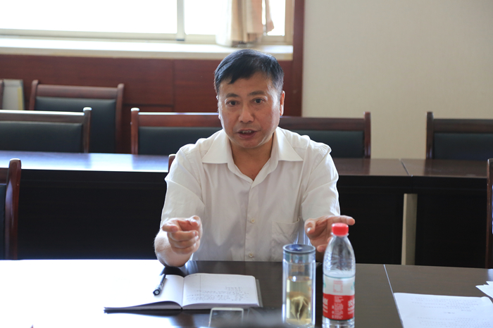 淮阴区召开平安志愿者队伍建设工作座谈会,区委常委,政法委书记张爱民